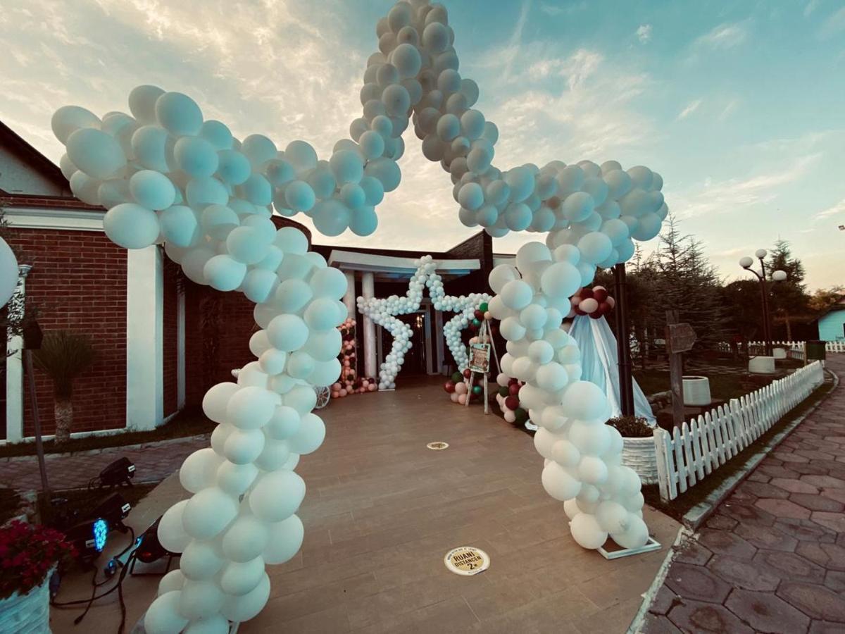 Gardenland Resort Bushat 外观 照片