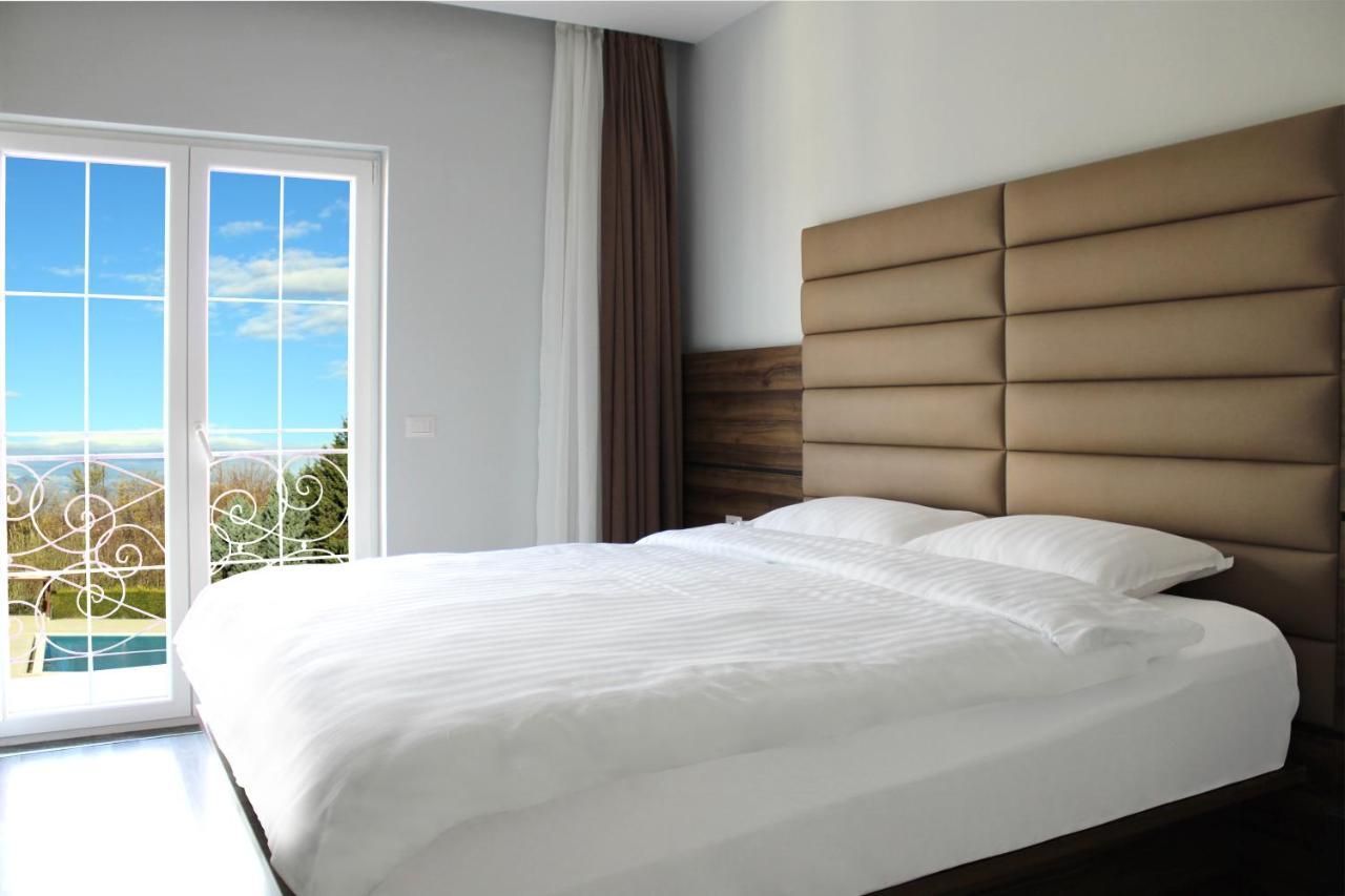 Gardenland Resort Bushat 外观 照片