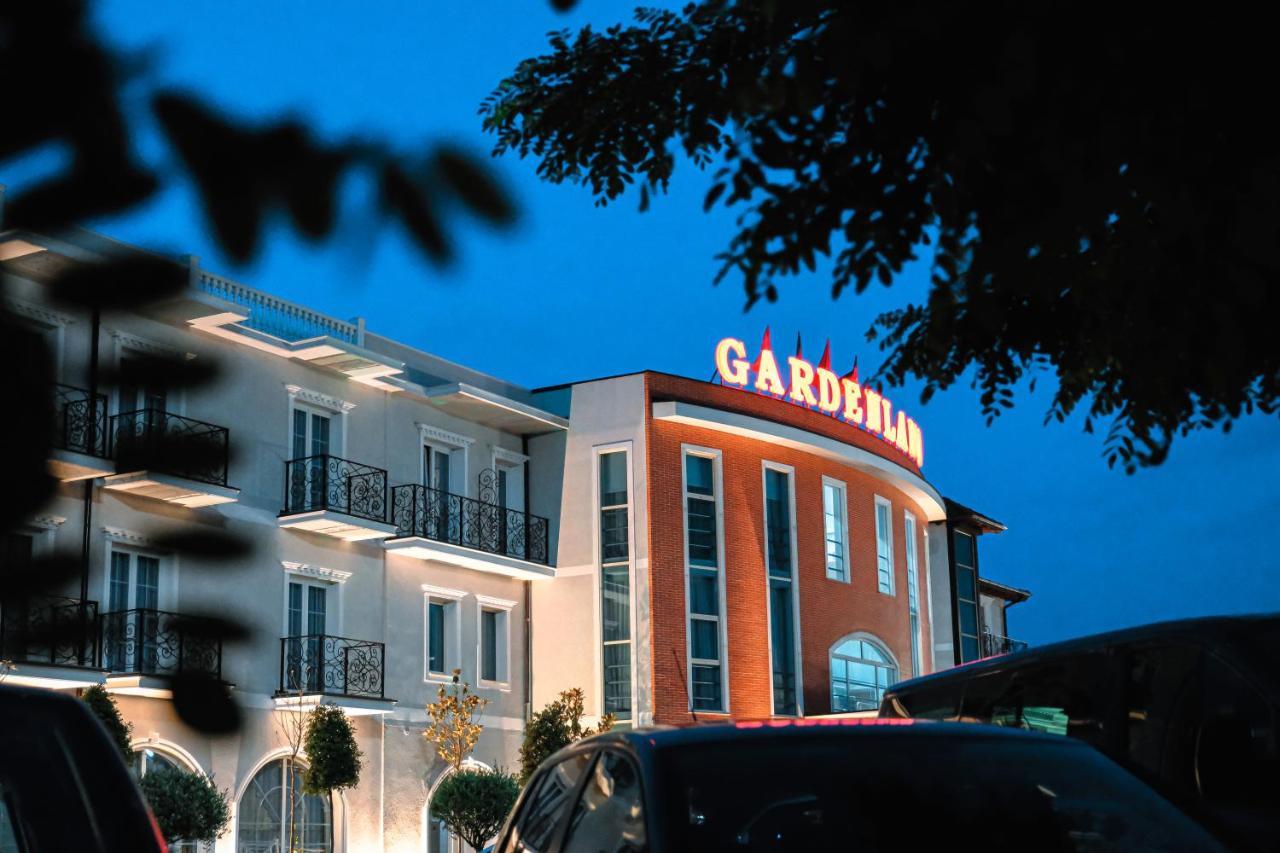 Gardenland Resort Bushat 外观 照片