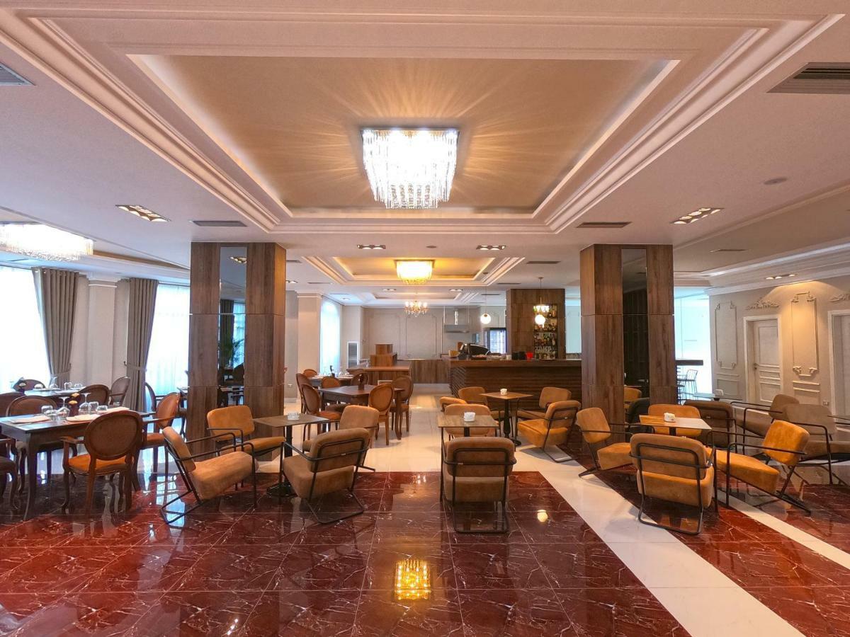 Gardenland Resort Bushat 外观 照片